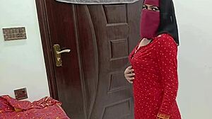 desi pakistani housewife shakes her nude curves wildly!