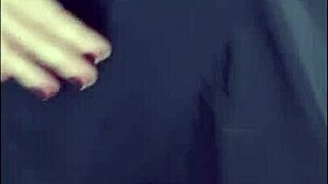 karina and lucas pick hot gym wear mirror tease?