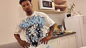 wanna creampie my stepmom's ass without condom today??