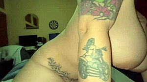 Argentinian latina bombshell offers big ass tits pussy to driver for creampie