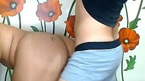 couple licks pussy fucks room hard