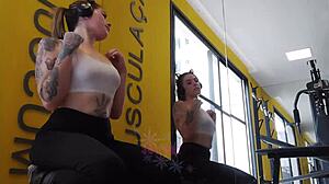 wanna see this naughty blonde flash her tight cameltoe at the gym?