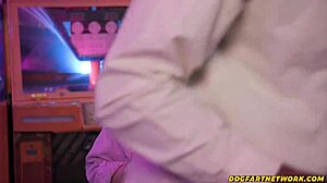 get ya dick out... horny babe makin' first date wet n wild