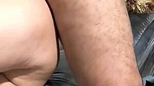 Emirati Wife Takes Big Black Cock in Threesome?