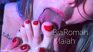 i need a foot sucker to worship my toes right now