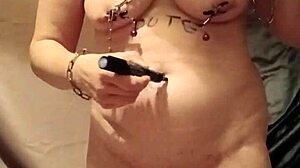 ESCLAVE AUTOSESSION WITH MOUTH SPREADER URO WHIPS!