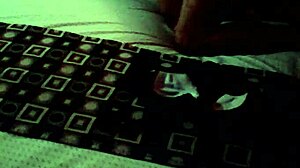 mi novia gimiendo cogiendo desconocido amateur style