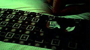 mi novia gimiendo cogiendo desconocido amateur style