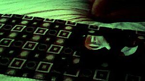 mi novia gimiendo cogiendo desconocido amateur style