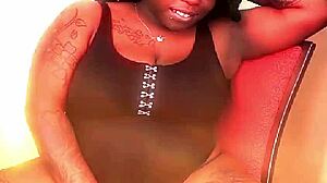 my plump bbw stepdaughter's huge curvy ass tempts me