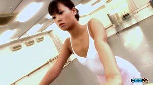 i can't stop watching this sexy bitch posing as naked ballerina everywhere