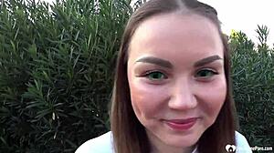 guy picks up babe and creampies her pussy rough