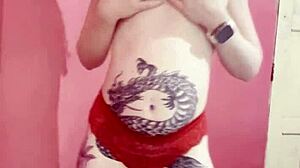 pregnant and horny wanna fist my pierced pussy for you??