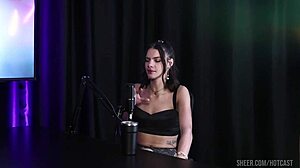 wanna see debora andrade and vitoria beatriz's hottest cast moments?