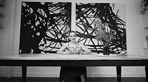 Damn Amber Moores' Book Has Charlie Forde Fingering Her Cunt Wild!