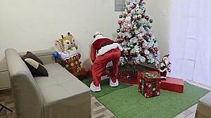 Christmas ffm threesome with santa and big ass stepsisters