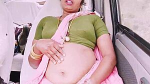 indian bhabi cheats for dirty fuck drive with boyfriend