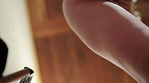 oh man this indian babe in satin dress masturbates her huge ass so good