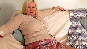 Busty granny Lacey toys her wet chubby cunt on oldnanny.