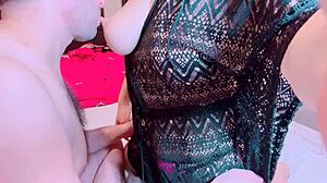 hoy estoy re cachonda y dejo q mi ahijastro me llene el coño d leche rica!