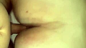 mais uma vez enchendo a gordinha de leite e porra