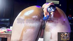 i served him ebony pussy dinner then squirted huge drink in his face