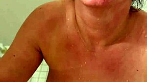 Hot Amateur Wife Loves Golden Shower!