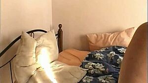 Suzi entertains ex-pat on her Morocco travels