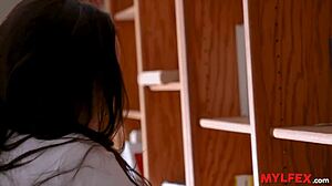 NeXt DOOR MILF Craves YOUNG DICKS For Evening ASSFUCKING Refresh!