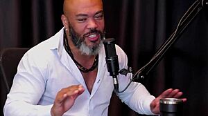 She Hides Face But Cucumbers Ass And Hates Pussy Sex Bruna Ferrari