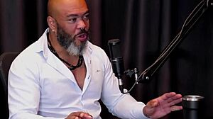 She Hides Face But Cucumbers Ass And Hates Pussy Sex Bruna Ferrari