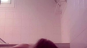 esclave f la lecheuse suceuse cumslut milf