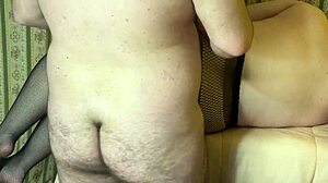 husband watches wife take two creampies in homemade threesome