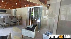 Stepmom craves my cum since hubby's dick fails leo valentino raven thick