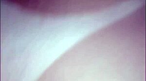 essa mineira mama pau gostoso no litoral!