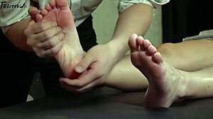 whoa korea that women-only massage shop oiled up my ass and feet so good...