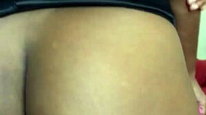 ebony milf vibes pussy then pees all over herself