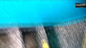 Prostituta Rides Dick Hard for Quick Cash Cumshot!