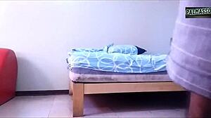 Prostituta Rides Dick Hard for Quick Cash Cumshot!