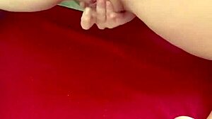 Deixei câmera no quarto e minha namorada se masturba sozinha 😈🔥