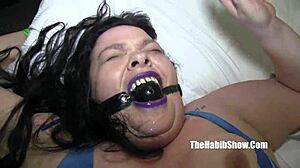 wanna watch master dallas pound slave bunny sky milf?