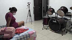 sexy venezuelan housewife packs for horny holiday