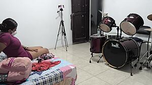 sexy venezuelan housewife packs for horny holiday