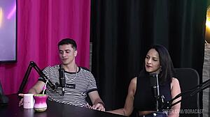Bruna Carlos Finger Compilations Bora Cast Sheer Red