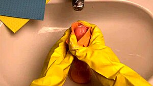 Hot Housewife Cleans Dildo After Deep Pussy Insertion