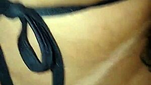 tudo rolando na casa de swing: suruba, gloryhole e beijos quentes