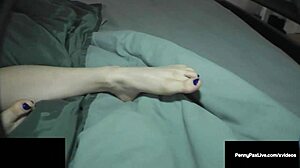 penny pax sucks big dick to be perfect step-sister before bed