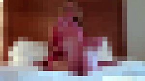 We know you love jerking off to our cute 18+ toes!