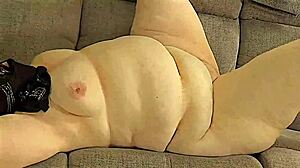 jerk off to my 50yo bbw milf's huge juicy ass workout in leggings wide open pussy up close