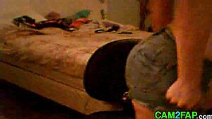 I watch this sexy webcam girl in her free porn show online